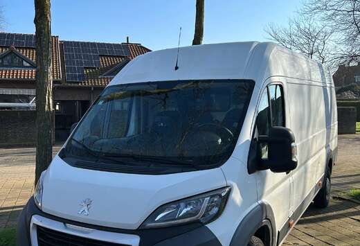 Peugeot 2.0 BlueHDi L4H2 Premium Pack S/S