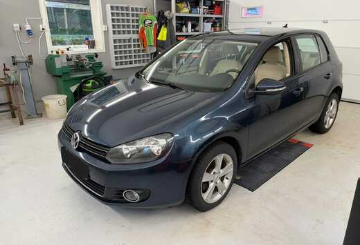 Volkswagen Golf VI
