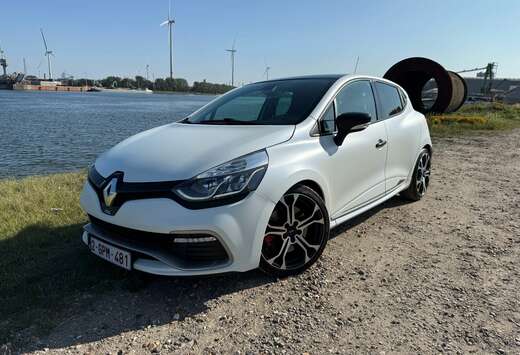 Renault RS Trophy edition 220pk