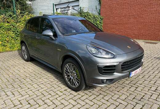 Porsche 3.0i V6 PHEV S Tiptronic*PANO*BOSE*81.532 KM