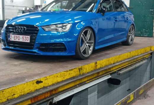 Audi Sportback 1.6 TDi Ambition S line tronic