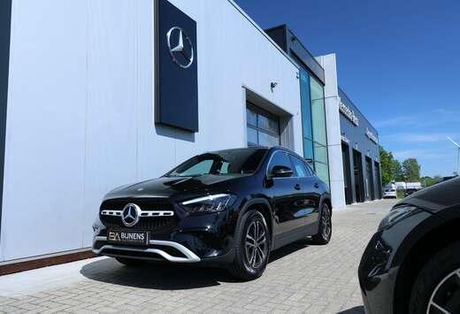 Mercedes-Benz GLA 180