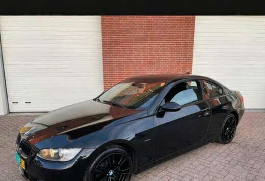 BMW Coupé 320i