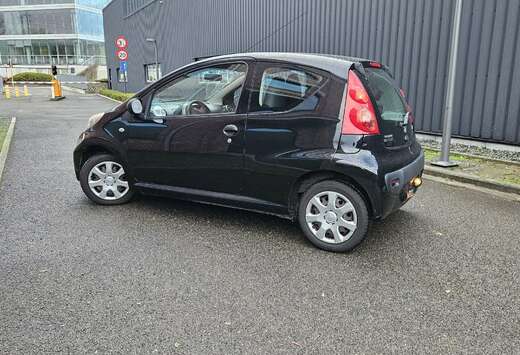 Peugeot 1.0i Urban Move