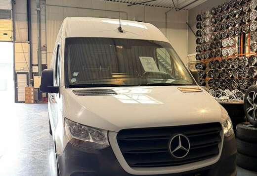 Mercedes-Benz 315 2.0 CDI L4