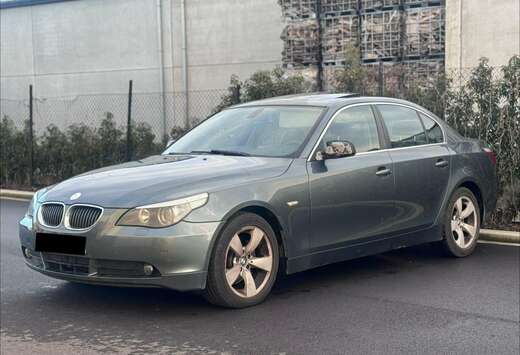 BMW 520i 2003 Benzine Automaat