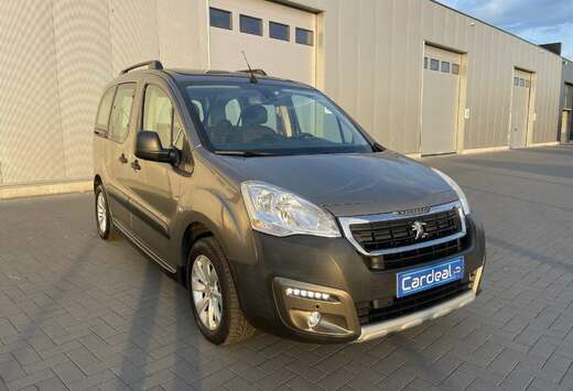 Peugeot 1.2 PureTech //GPS//CAMERA//CAR-PLAY//GARANTI ...