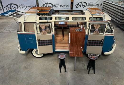 Volkswagen Kombi Samba Style 23 Window Camper