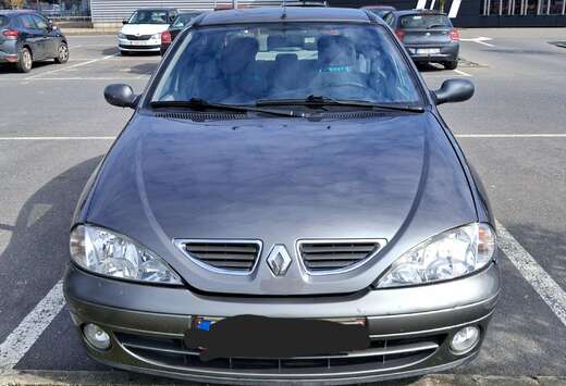 Renault 1.6 L 16V Privilège