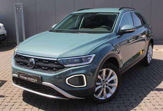 Volkswagen 1.5 TSI DSG LIFE - 24.976KM - 2025