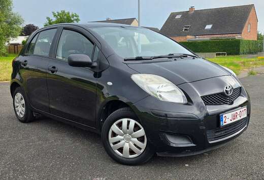 Toyota 1.0i VVT-i Comfort