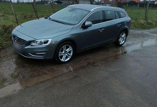 Volvo V60 D4 Momentum
