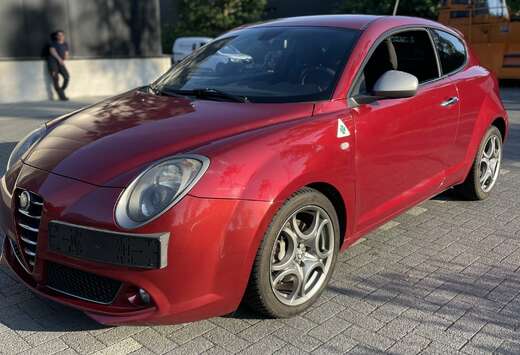 Alfa Romeo TB 1.4 16V MultiAir Quadrifoglio Verde