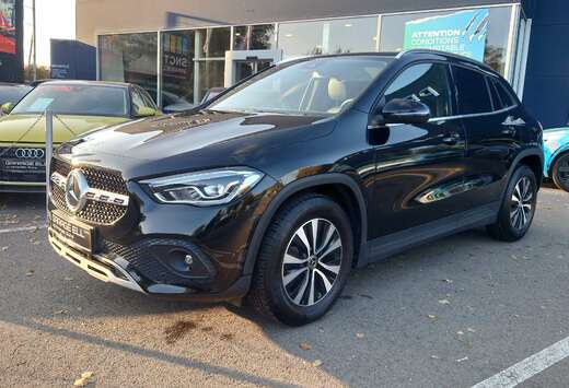 Mercedes-Benz GLA 200