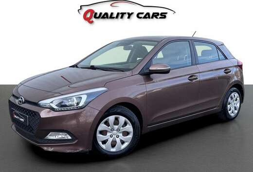 Hyundai 1.2i  107.000 KM  CarPlay  PDC  Garantie