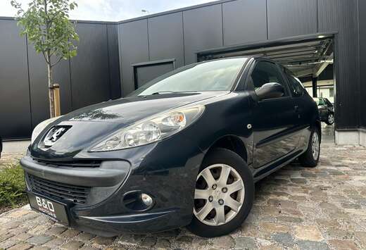 Peugeot 206+1.1i benz Trendy 3d ,1 eig. 61940 km,Gara ...
