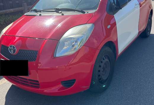 Toyota 1.0i VVT-i Yaris