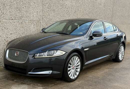 Jaguar XF 2.2 D Business Edition