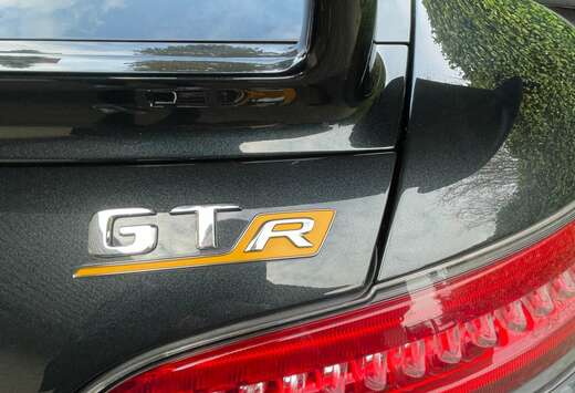 Mercedes-Benz GTR 4.0 V8 BiTurbo