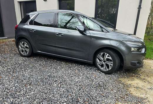 Citroen C4 Picasso 1.6 e-HDi EXCLUSIVE