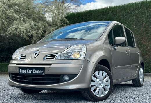 Renault 1.5d / LOW KM\'s / WELL MAINTAINED /