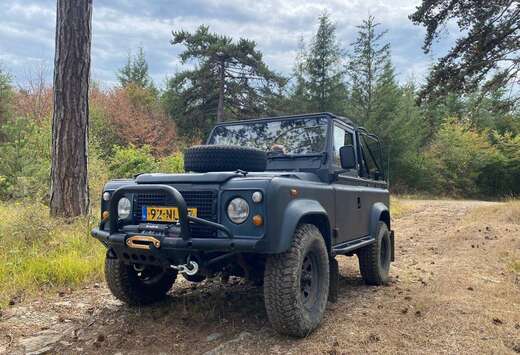Land Rover 90
