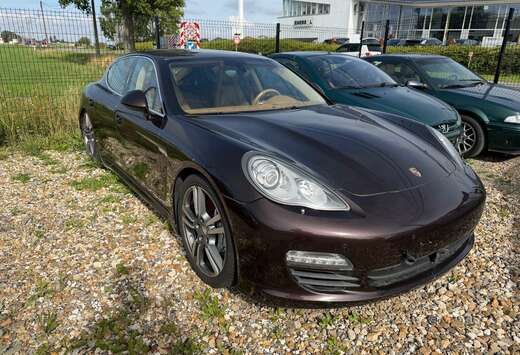 Porsche Panamera S Hybrid 3.0 V6 Tiptronic S