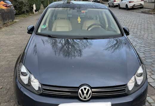 Volkswagen 1.6 CR TDi Highline DPF