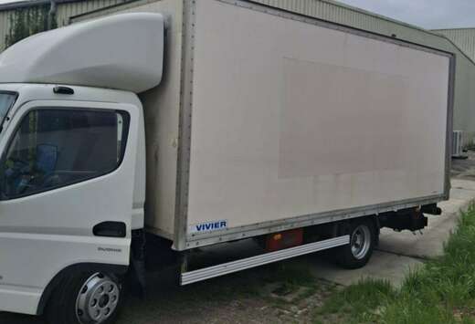 Mitsubishi Fuso/ 7,5 Ton GVW / Real Km\'s / Tail lift ...