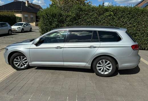 Volkswagen Passat Variant 1.6 TDI DSG Comfortline