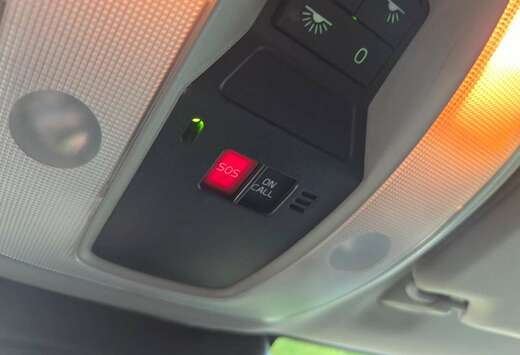 Volvo V60 2.0 D3 R-Design Geartronic