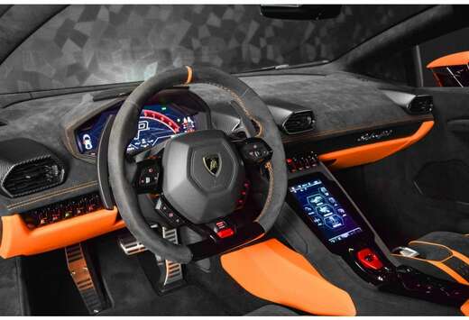 Lamborghini TECNICA LP 640-2 - ARANCIO