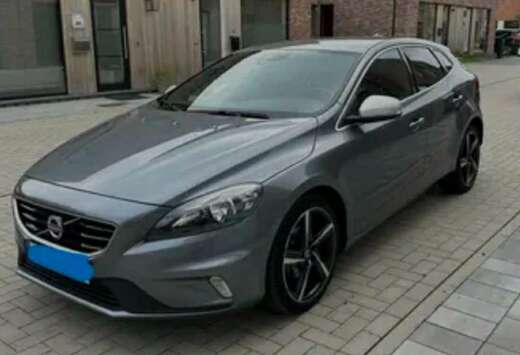 Volvo V40 2.0 D2 R-Design