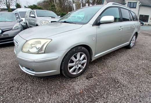 Toyota 2.2 Turbo D-4D 16v Linea Luna
