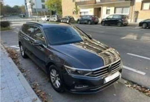 Volkswagen Passat+SW+2.0+TDi+SCR+Style+Business+DSG