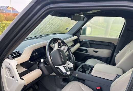 Land Rover Defender 110 3.0 D MHEV D250 S