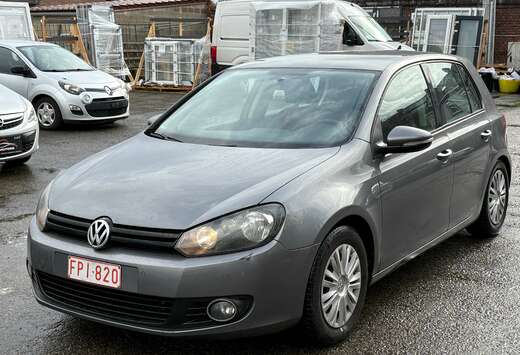 Volkswagen Golf 1.6 CR TDi BlueMotion DPF