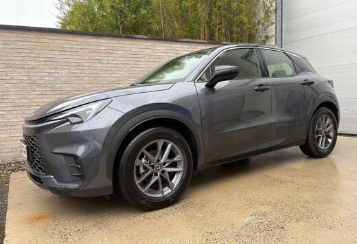 Lexus 1.5i HYBRID AUTOMAAT / 16215 KM !!! / € 21850 ...