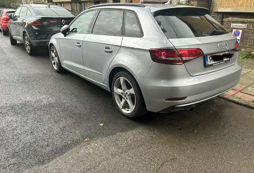 Audi A3 Sportback S tronic boîte auto