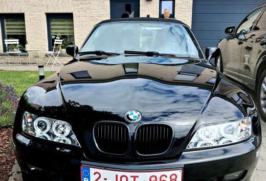 BMW 2.2i Roadster