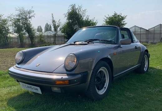 Porsche 3.2 L Targa modèle 1984 Gris météore