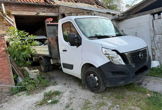 Nissan 2.3 dCi 35 L3H1 Acenta S/S (EUVI-E)