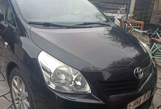 Toyota 2.2 D-4D Automatik Executive