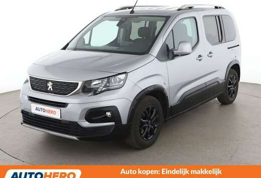 Peugeot 1.2 PureTech Allure L1