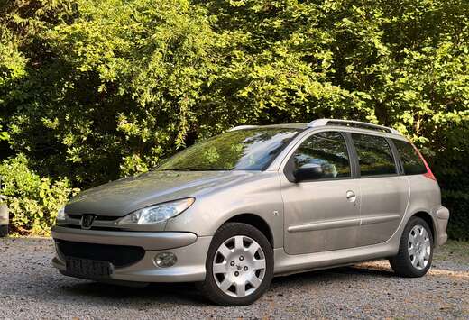 Peugeot 206 SW 1.6i 16v Pack-Line