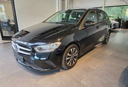 Mercedes-Benz B 180 d 8G-DCT
