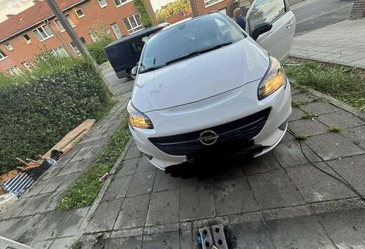 Opel Corsa 1.2i OPC-Line