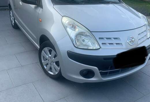 Nissan 1.0i Acenta