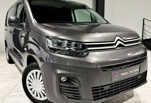 Citroen 1.6 HDi 99CV CHASSiS LONG 1ER MAiN  3 PLACES