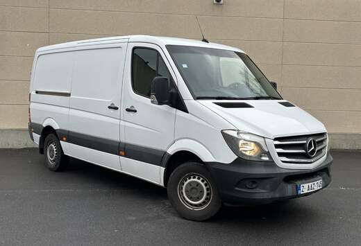 Mercedes-Benz 216 2.1 CDI BE A2H1